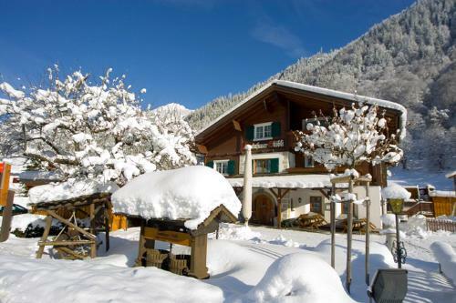 Hostal Alpengasthaus Muntafuner St�bli