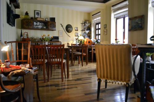 Hostal Ada Hotel