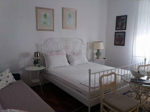 Hostal Apartments & Rooms Little Rock