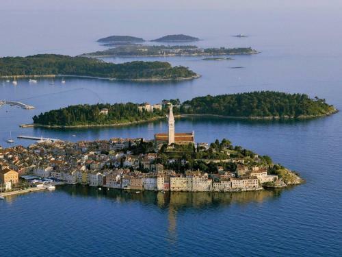Two-bedroom Apartment In Rovinj/istrien 11571