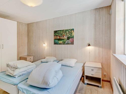 Four-bedroom Holiday Home In Aakirkeby 3