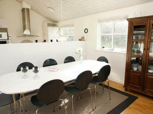 Four-bedroom Holiday Home In Hirtshals 3
