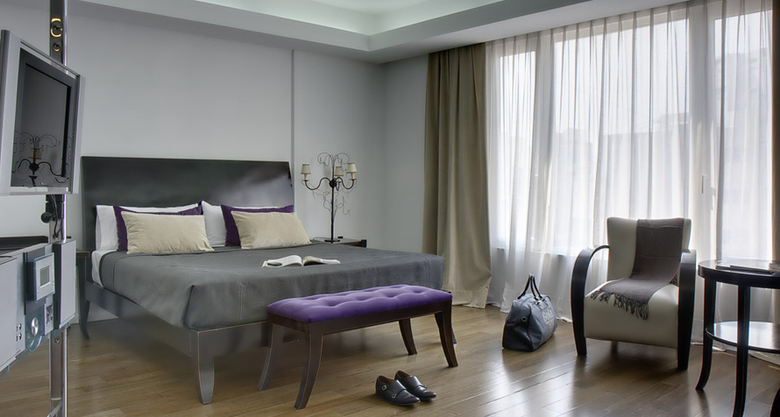 Broadway Hotel And Suites