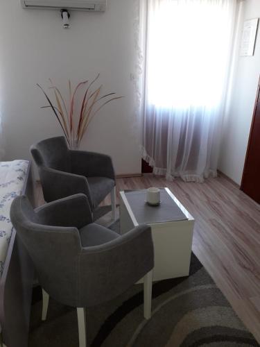 Studio Apartments Kulji?