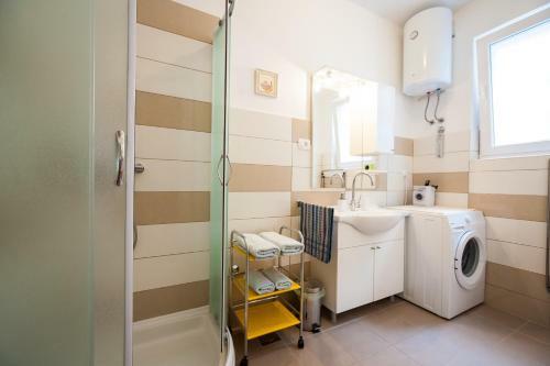 Vera Apartment With Seaview