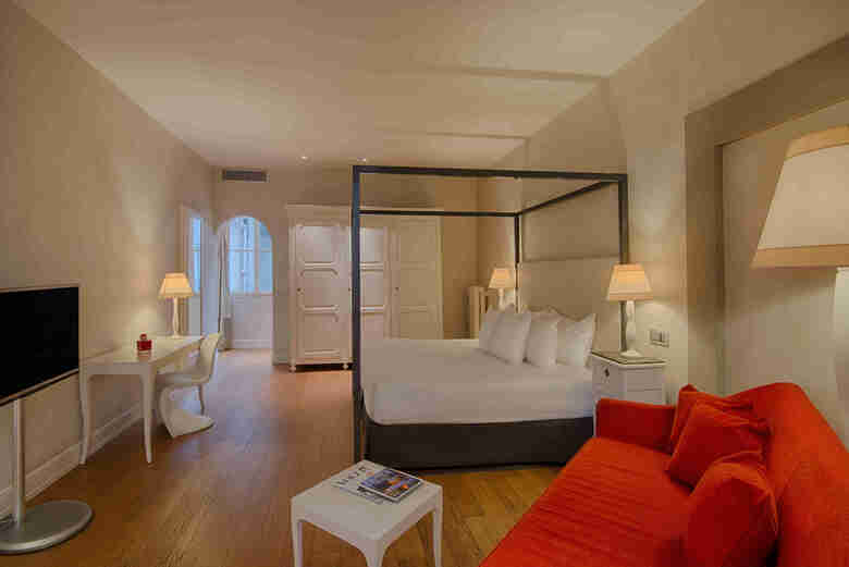 Hotel NH Collection Firenze Porta Rossa