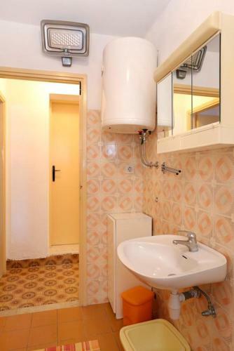 Apartment Lumbarda 9480a