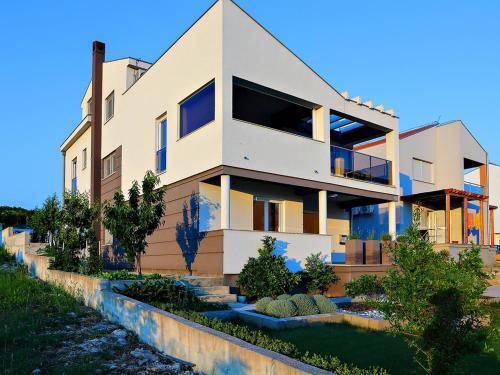 Villa Holiday Home Limona