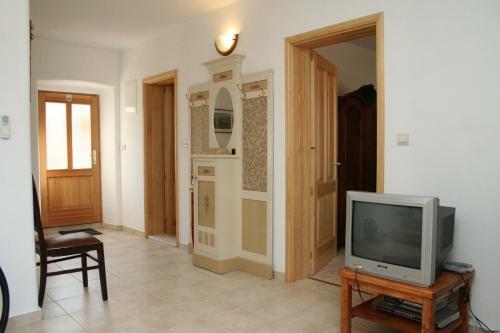 Apartment Vrboska 4601a