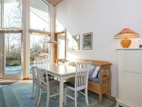 Three-bedroom Holiday Home In Grenaa 2