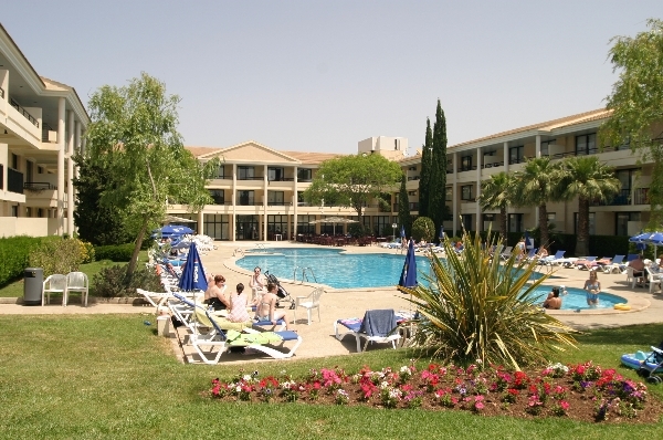 Bahia Pollensa Aparthotel