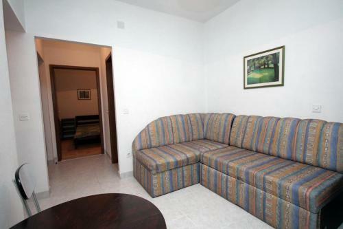 Apartment Sumpetar 4827a