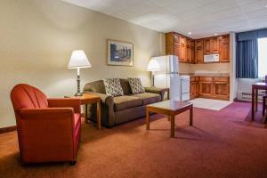 Hotel Quality Inn & Suites