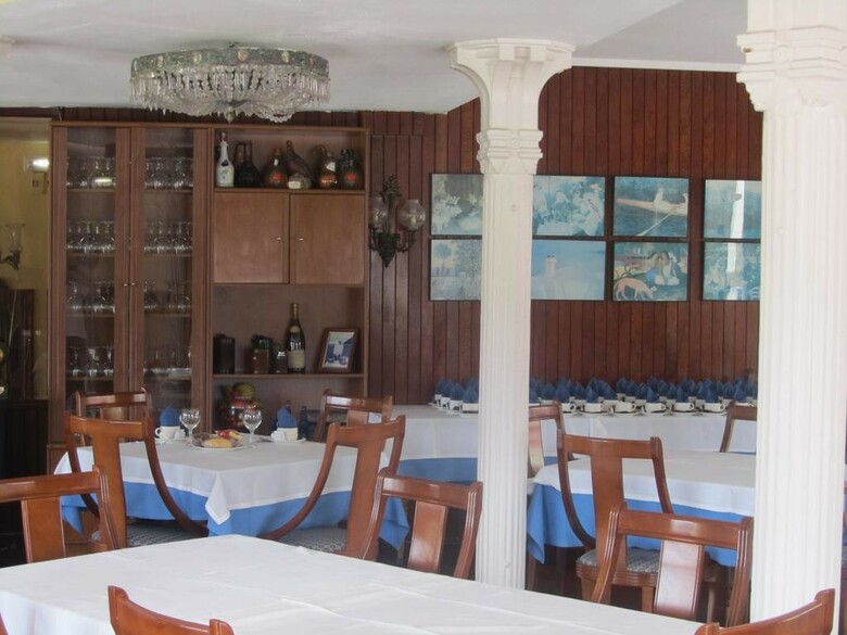 Hotel La Marina