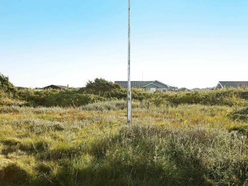 Three-bedroom Holiday Home In L�kken 61