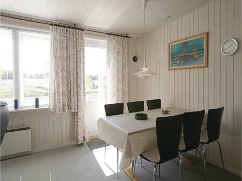 Holiday Home Strandvangen Aakirkeby II