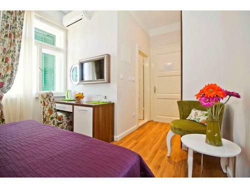 Hostal Bastion Luxury Rooms