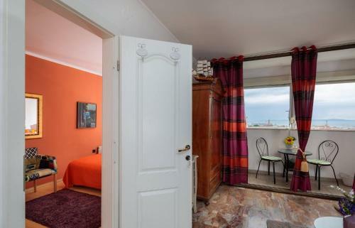 Panoramic City Apartment