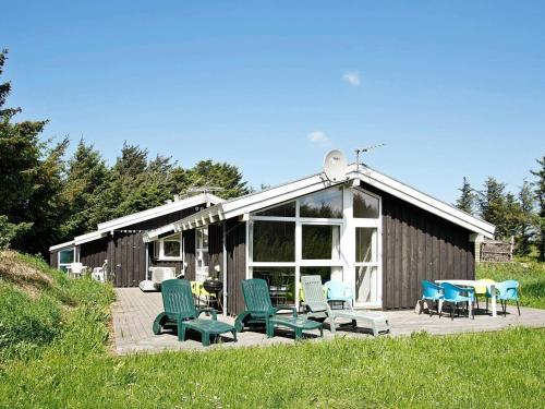 Five-bedroom Holiday Home In L�kken 4