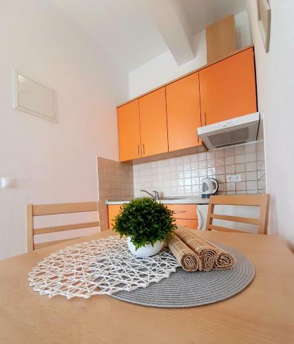 Apartments Akmadzic