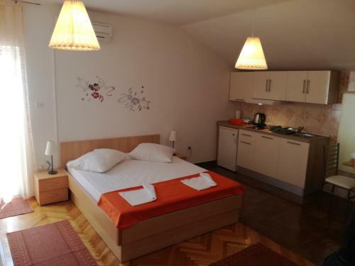 Apartments Mirjana