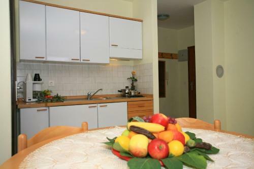 Apartments Ljiljana 1