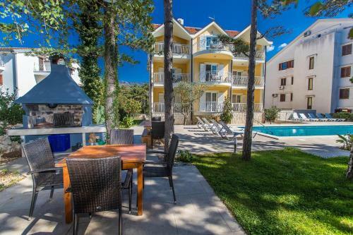 Apartamentos Villa Ana 4222