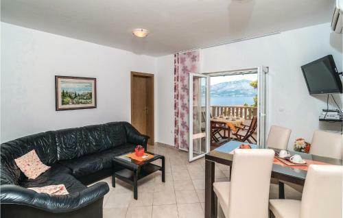 Holiday Home Mala Lozna