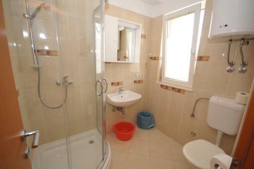 Hostal Apartments Belas