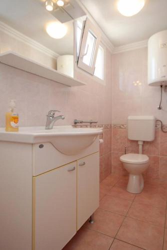 Apartment Lumbarda 9303b