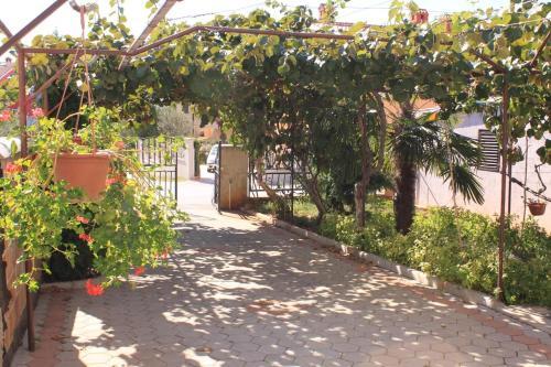 Apartments With A Parking Space Fazana - 7281