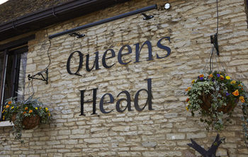 Hotel Queens Head Htl Milton Ernest