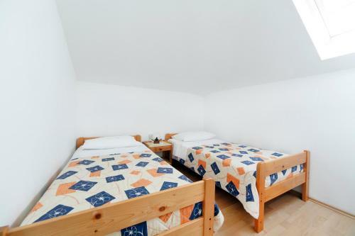 Hostal Apartments & Rooms Nada