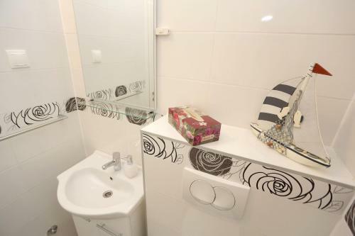 Hostal Rooms Tisa Old Town