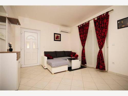 Apartments Mastrinka