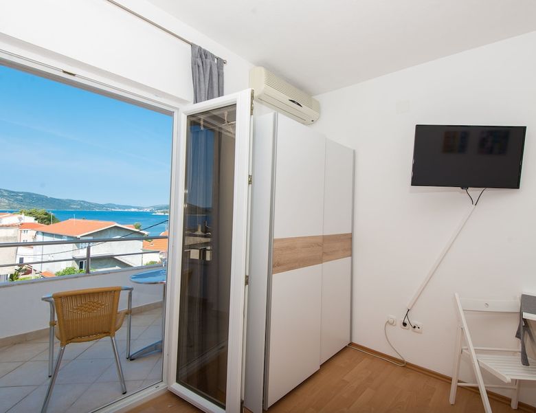 Apartments Kairos
