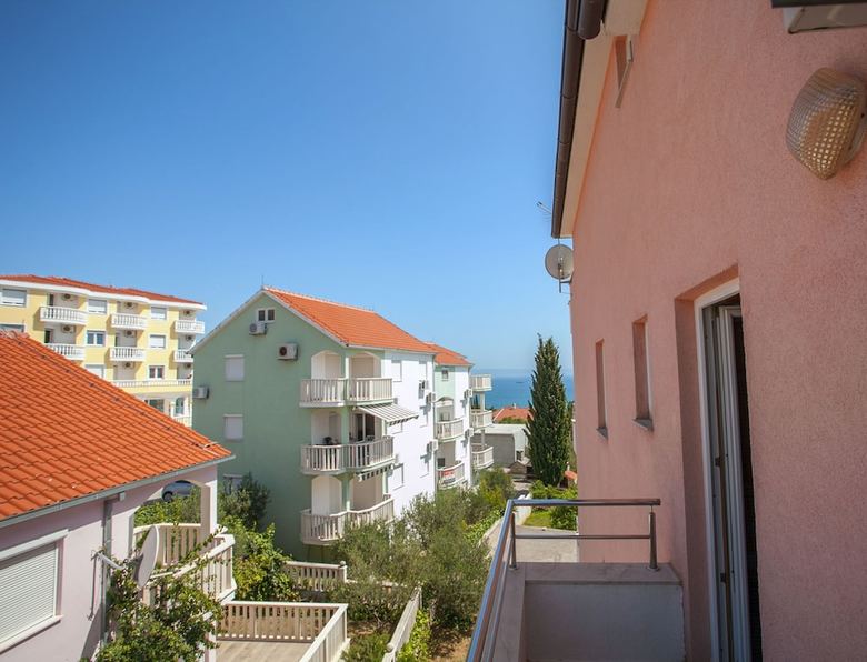 Apartments Kairos
