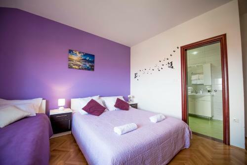 Hostal Mareta Guesthouse