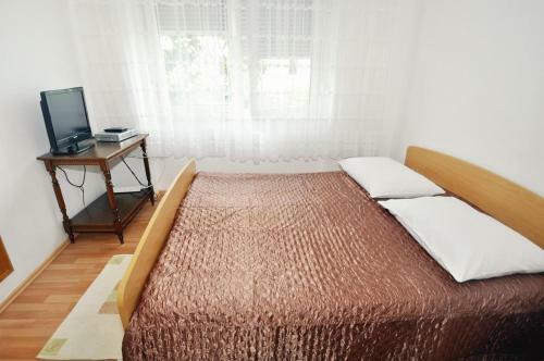 Apartments By The Sea Sumpetar (omis) - 2965