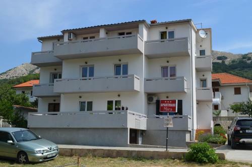 Apartments Mira