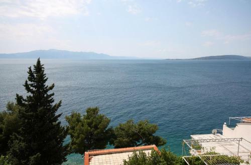 Apartment Drvenik Gornja Vala 4890a