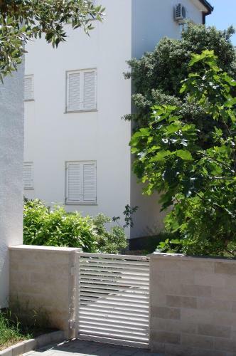 Green Paradise Apartment Novalja