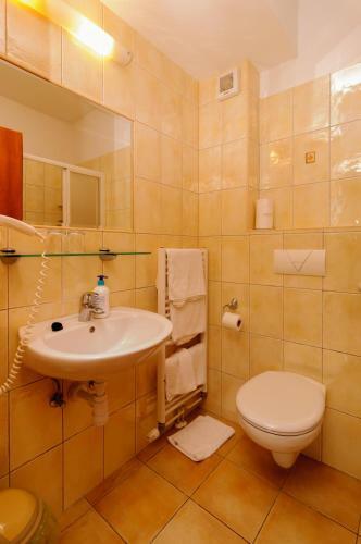 Hostal Guesthouse Villa Irena