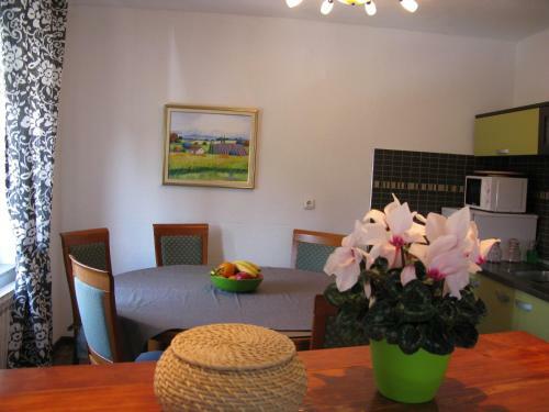 Hostal Apartments And Rooms Kristina