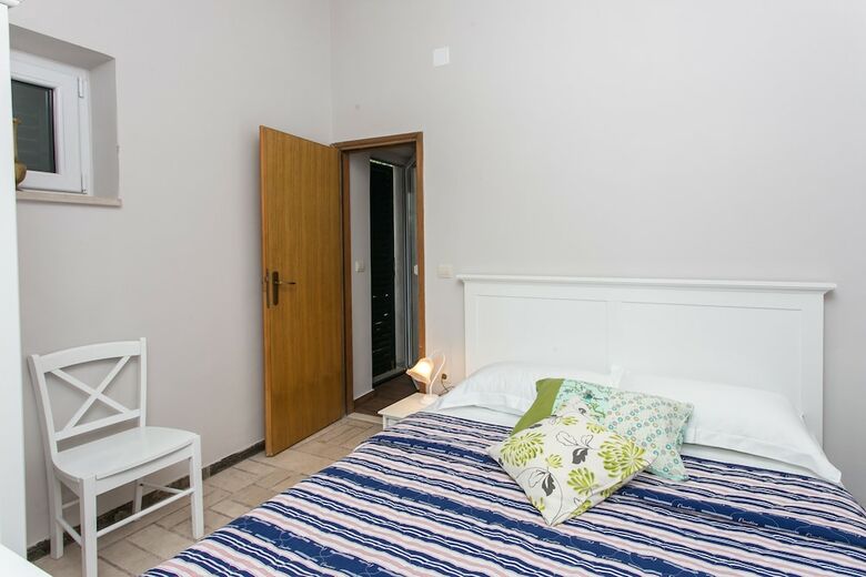 Apartments Villa Mirjana