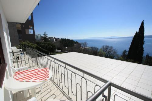 Apartment In Dramalj 5778