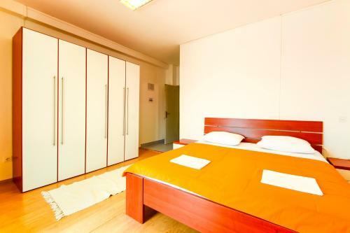 Apartments Artina