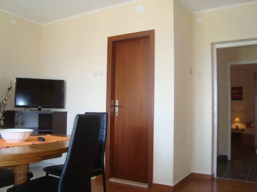 Apartments Roncevic #joko#