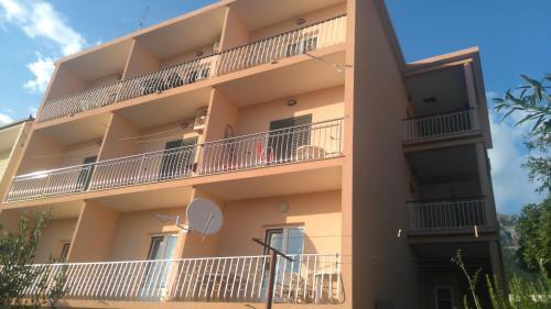 Apartments Roncevic #joko#