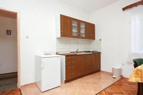 Apartment Biograd Na Moru 5899c
